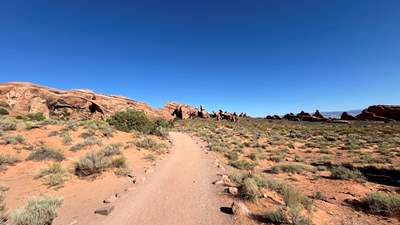 The first section of the Devil’s Garden Trail in Arches (around 1.6 miles roundtrip) consists of relatively flat stretches mixed with small to medium-sized hills. 